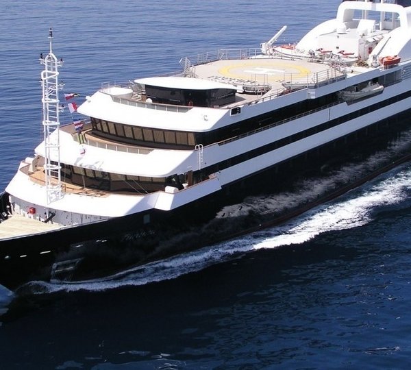 turama yacht gross tonnage